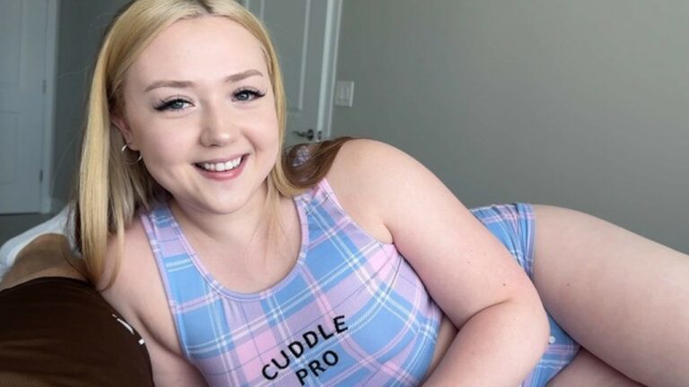 FamilyTherapy – Taking your thick Daughters Virginity/ Eva Nyx
