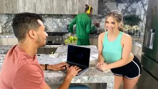 CrazyCollegeGFs – Big Naturals Kitchen Cheater/ Angie Faith